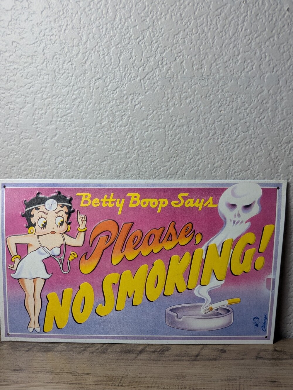 Betty Boop Says Please No SmokingTin Sign. 1991